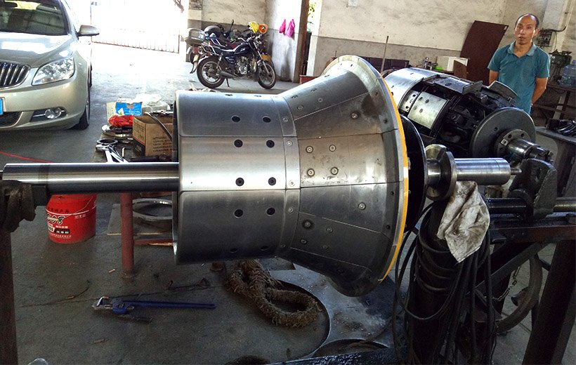Building machine