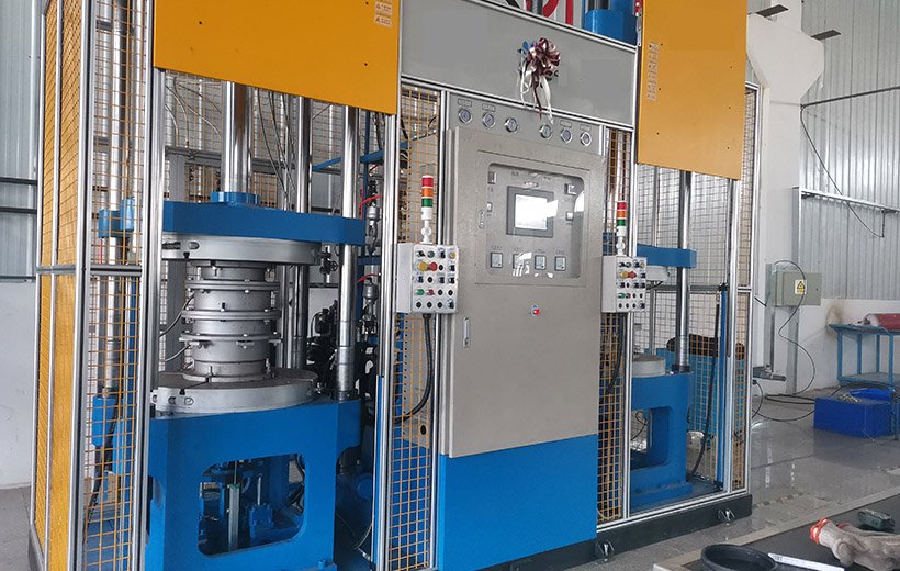 Rolling Lobe Air Spring Curing Press