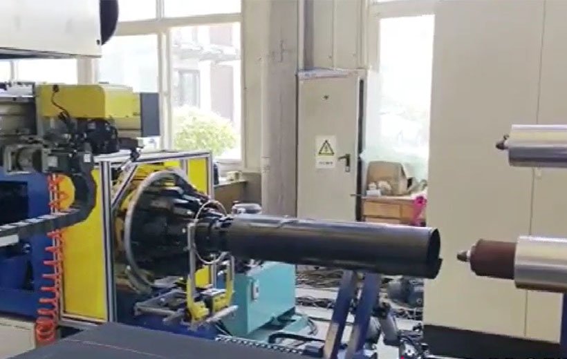 Semi-automatic building machine for rolling lobe air spring